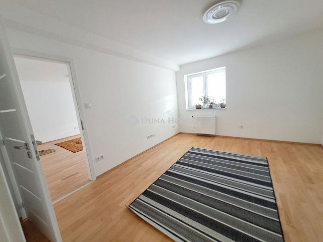 Kiadó családi ház, albérlet, Budapesten, XII. kerületben