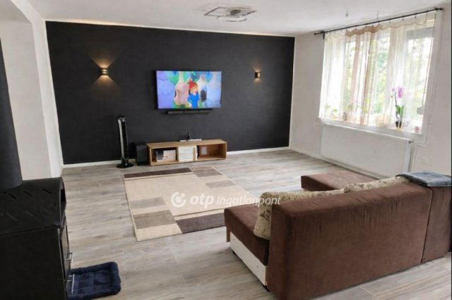 Eladó családi ház, Ostoroson 85 M Ft, 4 szobás