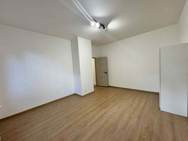 Kiadó panellakás, albérlet, Pécsett, Endre utcában, 2 szobás