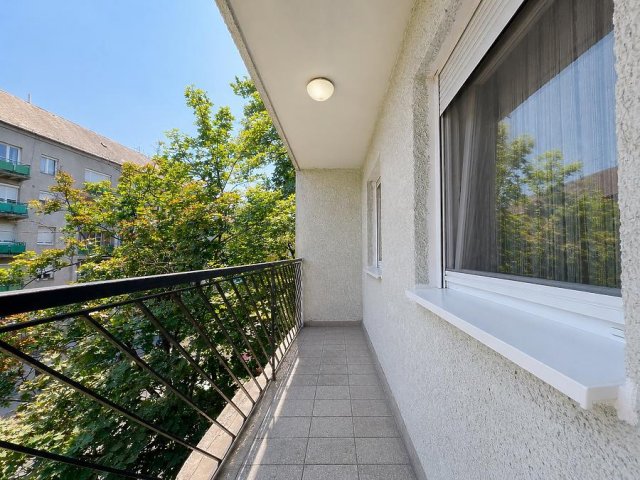Eladó téglalakás, Budapesten, II. kerületben 110 M Ft