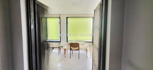 Eladó családi ház, Mogyoródon 98 M Ft, 5 szobás