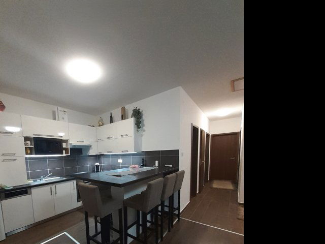 Eladó téglalakás, Zalaegerszegen 53.5 M Ft, 3 szobás