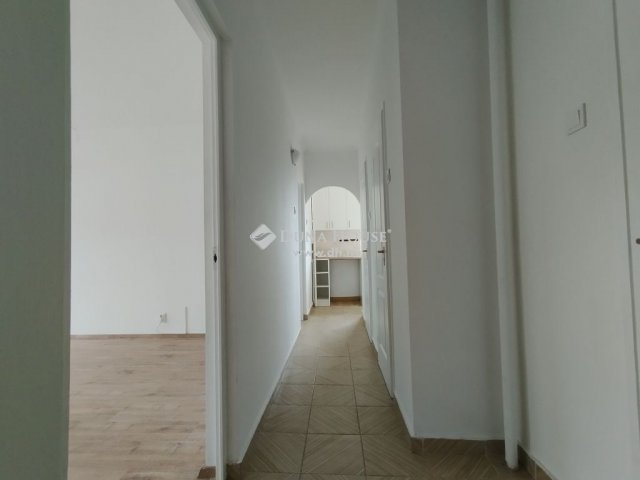 Eladó panellakás, Budapesten, XV. kerületben 65 M Ft, 3 szobás