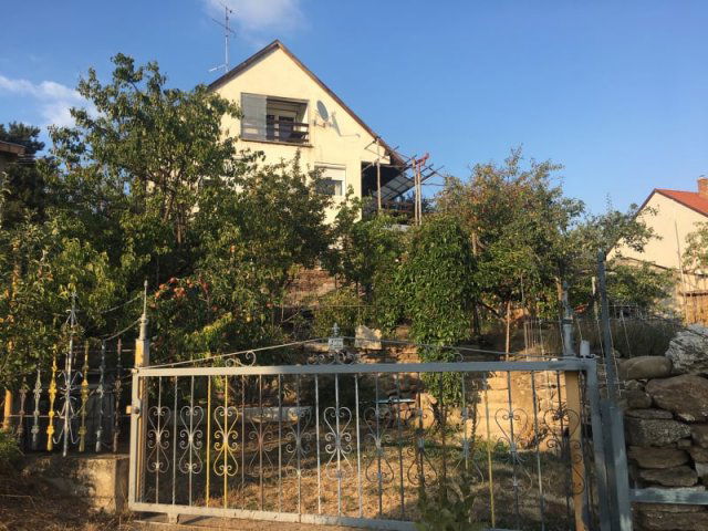 Eladó családi ház, Tihanyban 229 M Ft, 8 szobás