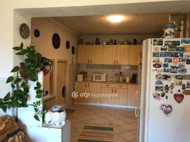 Eladó családi ház, Tárnokon 74.9 M Ft, 3 szobás