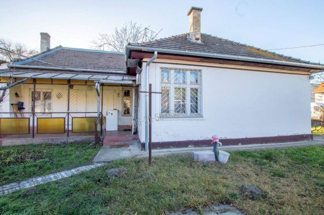 Eladó családi ház, Budapesten, XIX. kerületben 63.9 M Ft