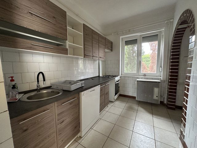 Eladó ikerház, Marcaliban 23.5 M Ft, 2 szobás