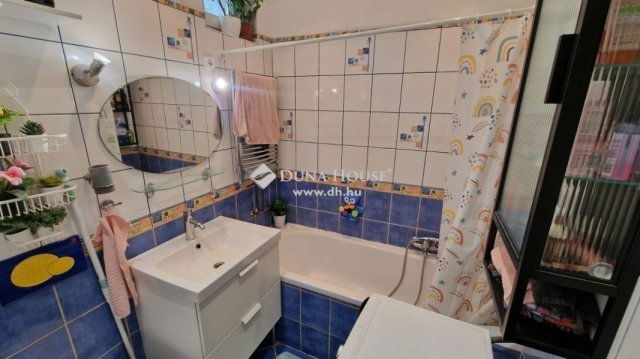 Eladó téglalakás, Budapesten, XXI. kerületben 35 M Ft, 2 szobás