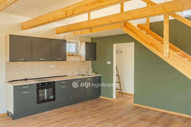 Eladó nyaraló, Sukorón 64.9 M Ft, 1+1 szobás