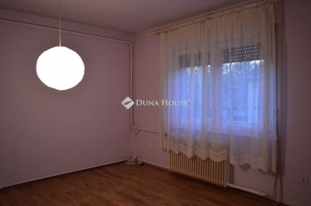 Eladó családi ház, Debrecenben 89.9 M Ft, 3 szobás