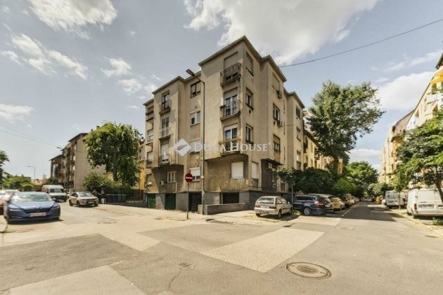 Eladó téglalakás, Budapesten, XIV. kerületben 82.5 M Ft