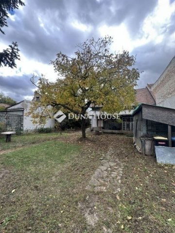 Eladó családi ház, Budapesten, XVIII. kerületben 56 M Ft