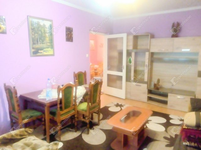 Kiadó panellakás, albérlet, Szegeden 159 E Ft / hó, 2 szobás