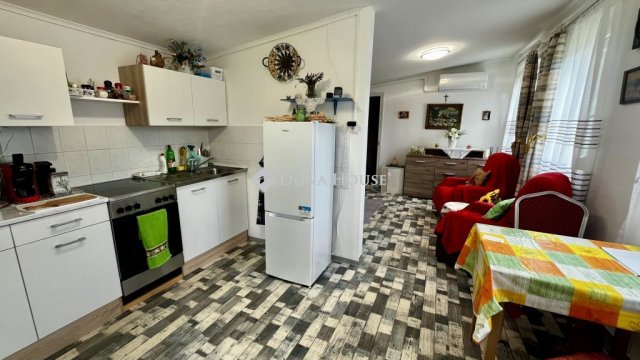 Eladó családi ház, Szombathelyen 24.3 M Ft, 1 szobás