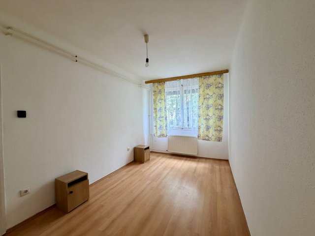 Eladó téglalakás, Tatabányán 39.5 M Ft, 2 szobás