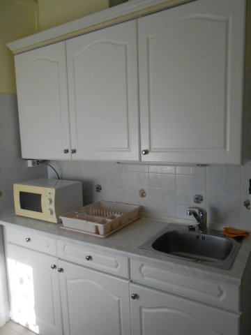 Kiadó panellakás, albérlet, Szegeden 120 E Ft / hó, 2 szobás