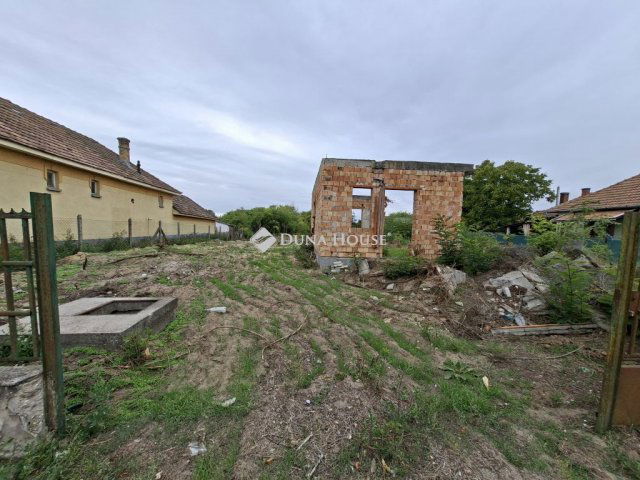 Eladó telek, Tápiószentmártonon 7.5 M Ft / költözzbe.hu