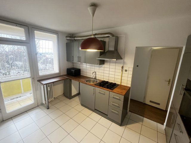 Eladó panellakás, Debrecenben 62.955 M Ft, 3 szobás