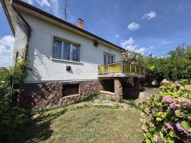 Eladó családi ház, Zalaegerszegen 62.5 M Ft, 3 szobás