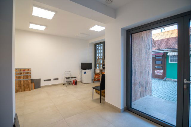 Eladó iroda, Siófokon 60.855 M Ft / költözzbe.hu