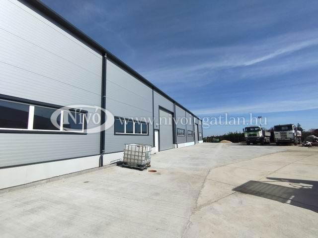 Kiadó ipari ingatlan, Veszprémben 1496 E Ft / hó