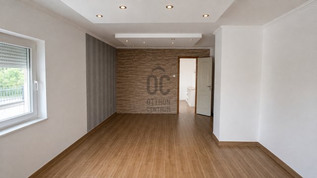 Eladó családi ház, Tápióságon 22.5 M Ft, 2 szobás
