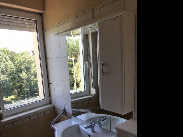 Kiadó téglalakás, albérlet, Debrecenben 350 E Ft / hó, 3 szobás
