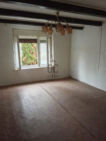 Eladó családi ház, Gánton 13.9 M Ft, 2 szobás