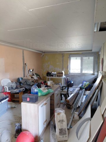 Eladó családi ház, Szomódon 65 M Ft, 6 szobás