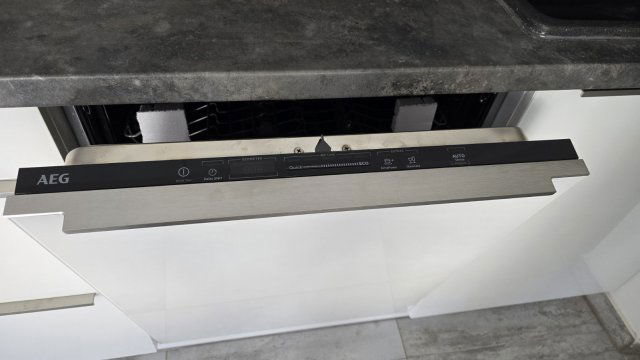 Eladó téglalakás, Budapesten, XX. kerületben 79.9 M Ft, 3 szobás