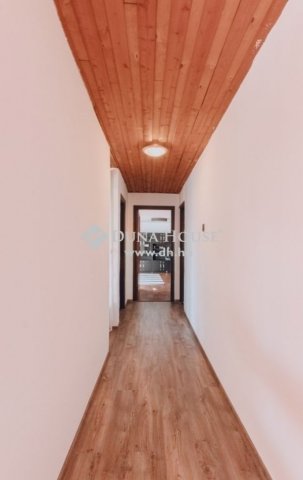 Eladó családi ház, Kecskeméten 225 M Ft, 5 szobás