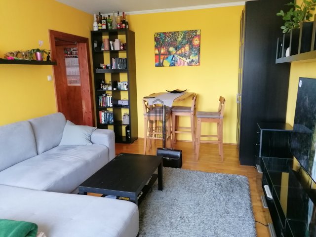 Eladó panellakás, Budapesten, XV. kerületben, Neptun utcában