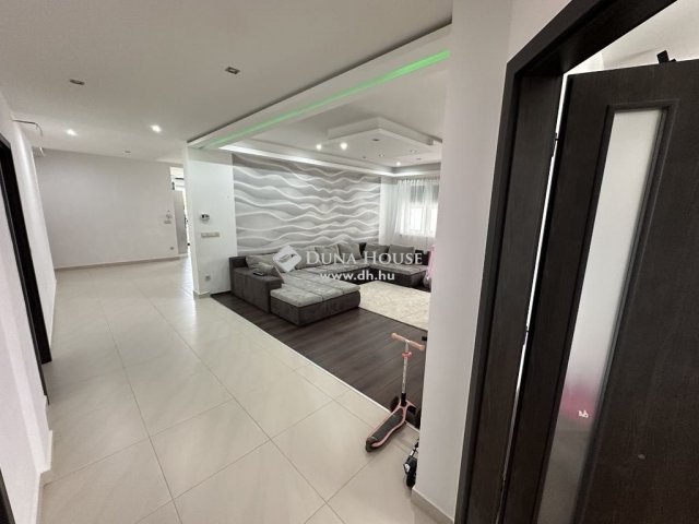 Eladó családi ház, Albertirsán 130 M Ft, 4 szobás