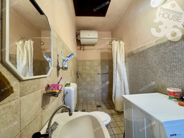 Eladó családi ház, Lakitelken 36.9 M Ft, 3 szobás