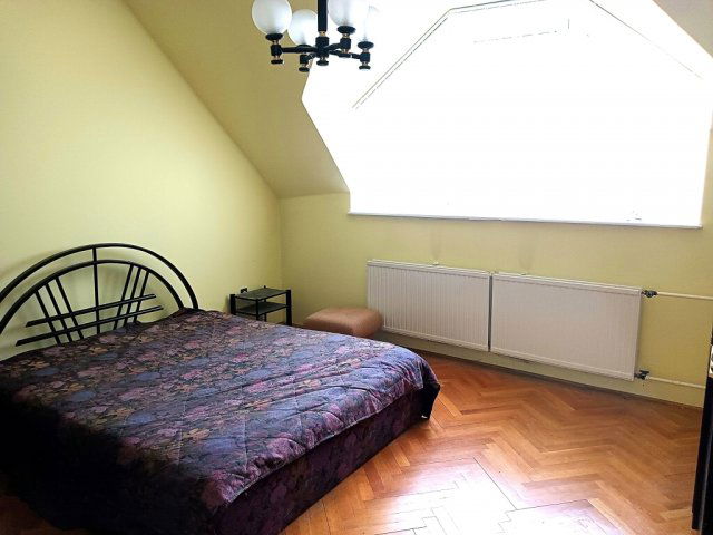 Kiadó téglalakás, albérlet, Debrecenben 180 E Ft / hó, 2 szobás