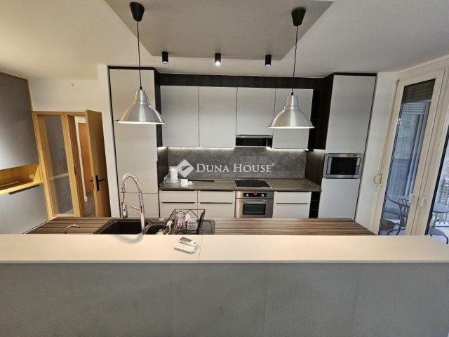 Kiadó téglalakás, albérlet, VII. kerületben, Rejtő Jenő utcában