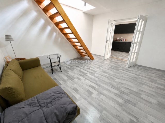 Eladó téglalakás, Budapesten, XX. kerületben 34.9 M Ft, 3 szobás