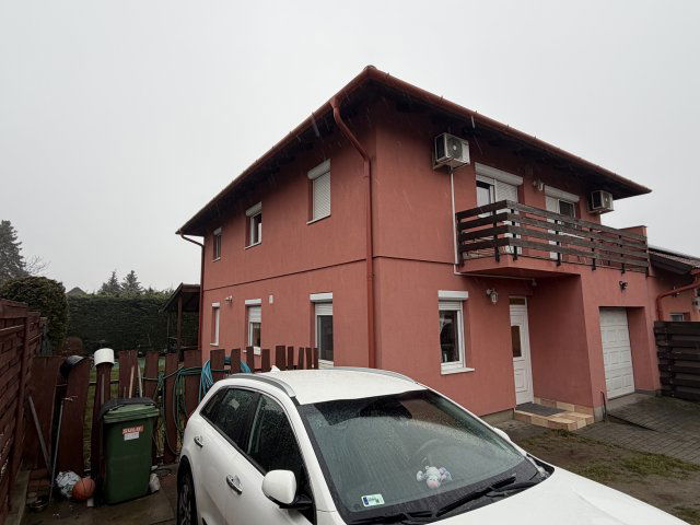 Eladó ikerház, Mogyoródon, Erzsébet királyné útján 160 M Ft