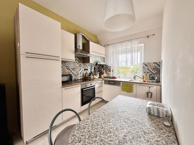 Kiadó téglalakás, albérlet, Győrött 180 E Ft / hó, 2 szobás