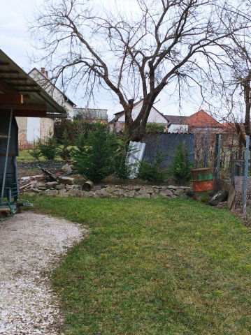 Eladó családi ház, Tatán 61.95 M Ft, 5 szobás