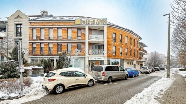 Eladó téglalakás, Siófokon 105.8 M Ft, 2 szobás