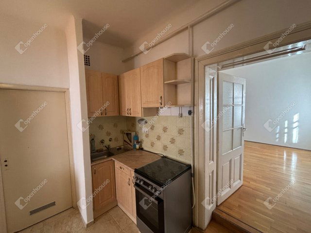 Kiadó téglalakás, albérlet, Győrött 250 E Ft / hó, 4 szobás