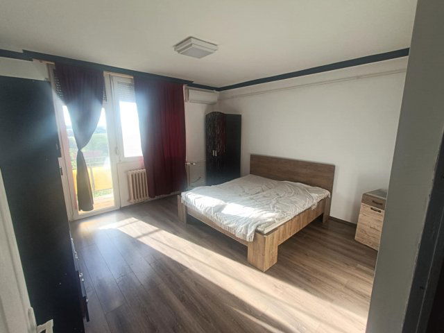 Kiadó téglalakás, albérlet, Tatabányán 160 E Ft / hó