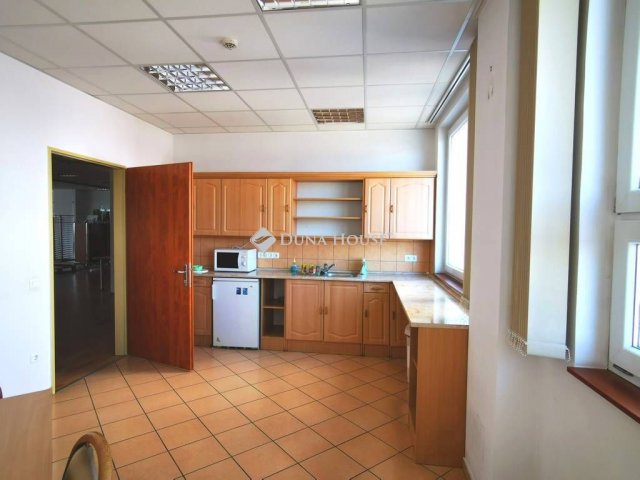 Kiadó iroda, Budapesten, X. kerületben 1556 E Ft / hó