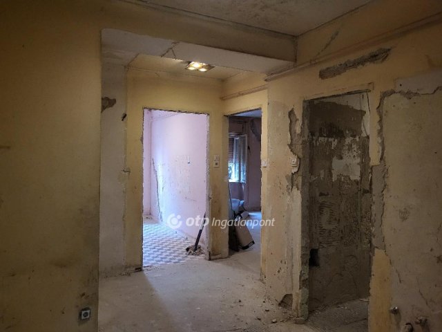 Eladó téglalakás, Budapesten, XI. kerületben 50 M Ft, 1+1 szobás