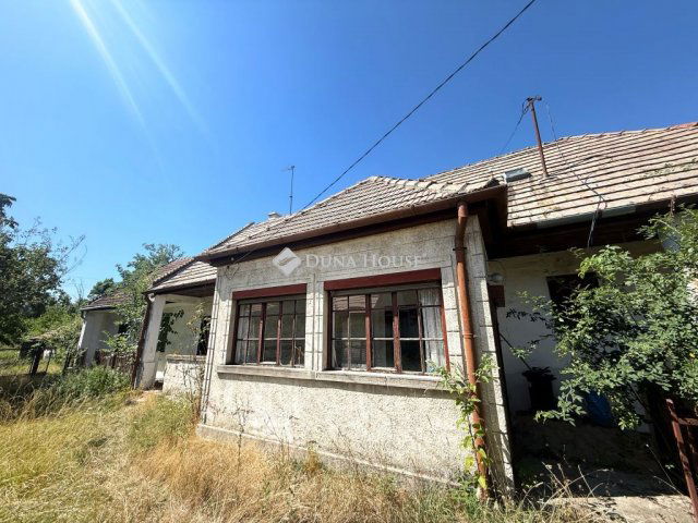 Eladó családi ház, Pákozdon 45 M Ft, 4 szobás