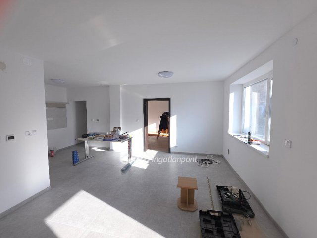 Eladó családi ház, Döbröntén 52.9 M Ft, 4 szobás