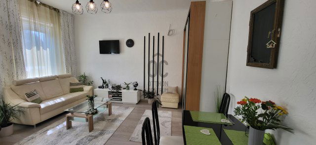 Eladó családi ház, Vecsésen 119.5 M Ft, 3 szobás