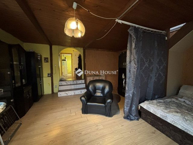 Eladó családi ház, Vértesszőlősön 24.9 M Ft, 3 szobás