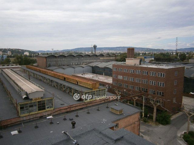 Eladó ipari ingatlan, Budapesten, XXI. kerületben 550 M Ft
